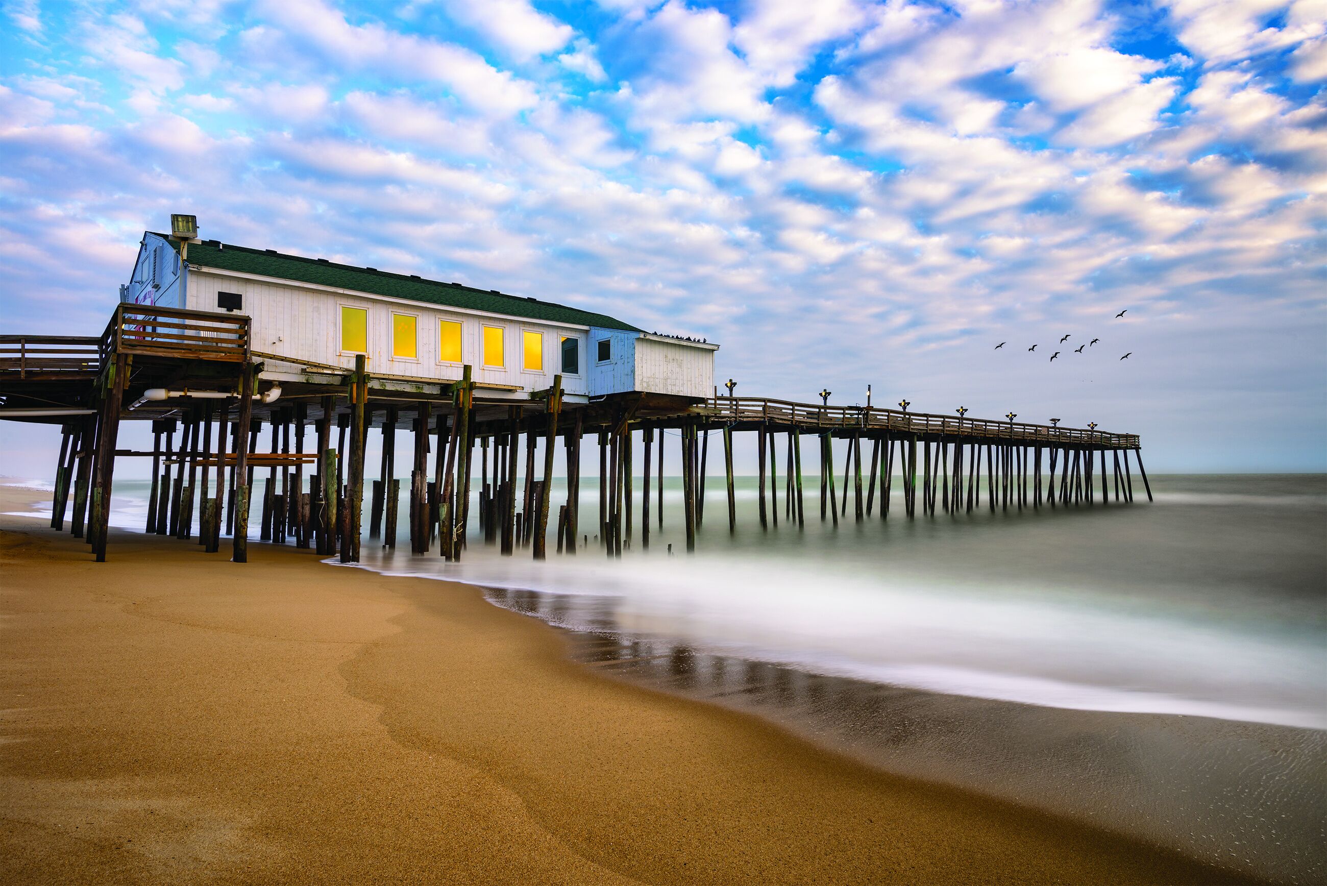 kitty hawk pier, outer banks, north carolina