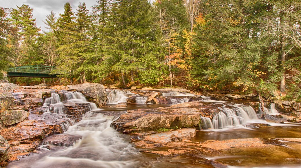 Jackson Falls with Autumn color, New Hampshire