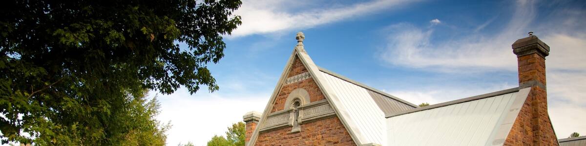 Woodstock showing heritage architecture