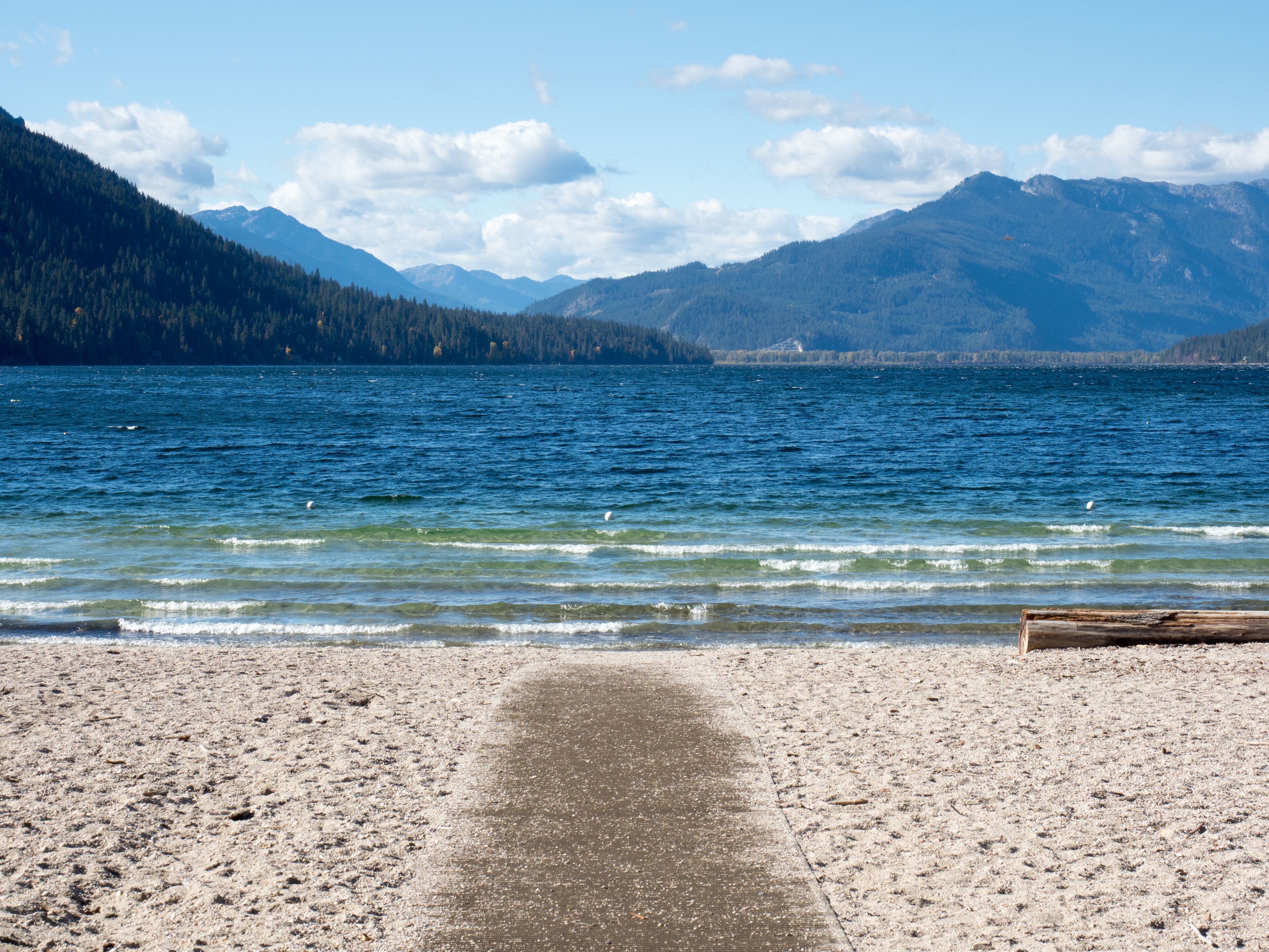 Golden sand beach and boat launch on Lake Wenatchee - Washington state, USA