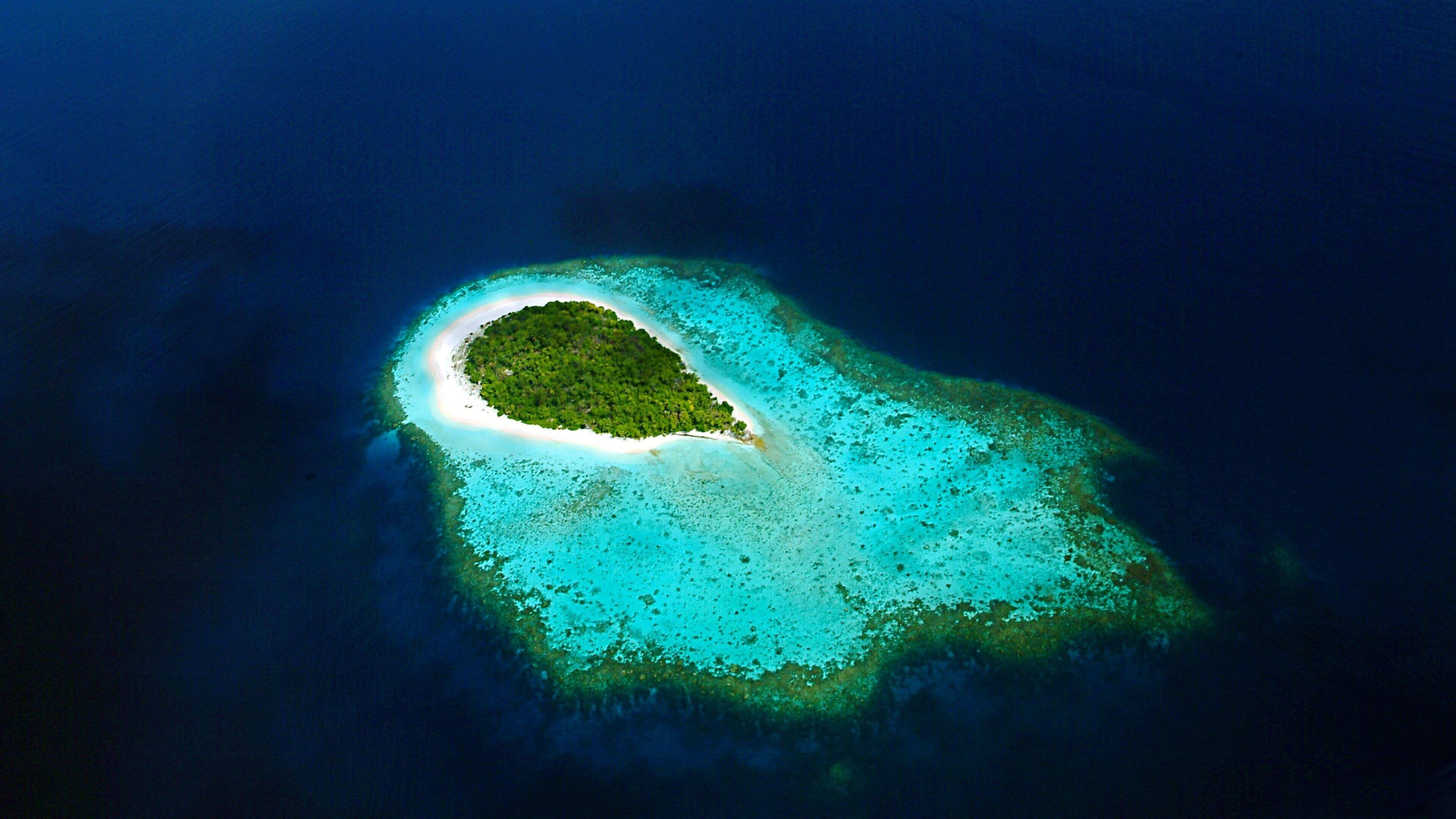 Maldives showing island images