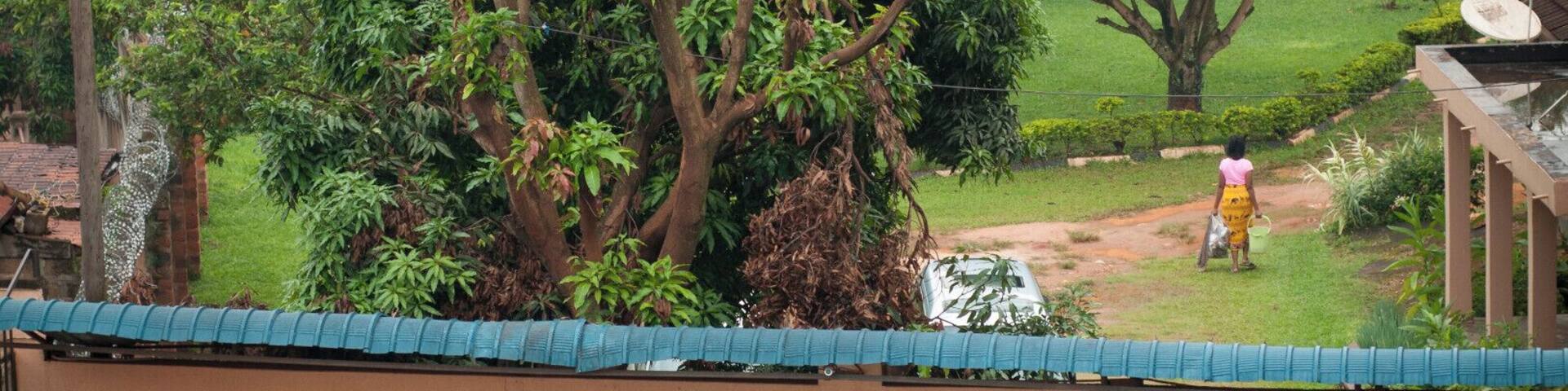 The hotel may not have been the best, but the structure of its floors was fascinating. So was the food. After all, this is where I fell for the Ugandan pineapples!
I adored the swimming pool and the view over Kampala, beautiful both at sunset and at sunrise!
#waterlust
P.S. Memories from Uganda and thoughts on its wonderful people (link in Romanian)--
https://bit.ly/2Uq4IKY