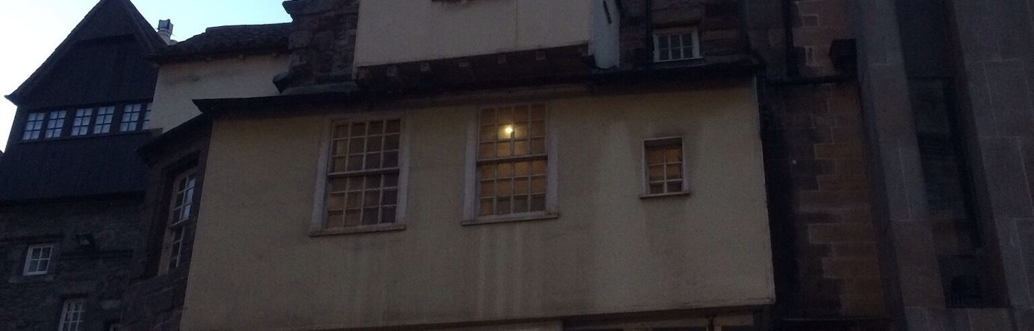 The home of John Knox (1513-24th November 1572) the Royal Mile, Edinburgh. John Knox was a Scottish minister, theologian, and a writer who was leader of Scotland's reformation. He was also the founder of the Presbyterian church.