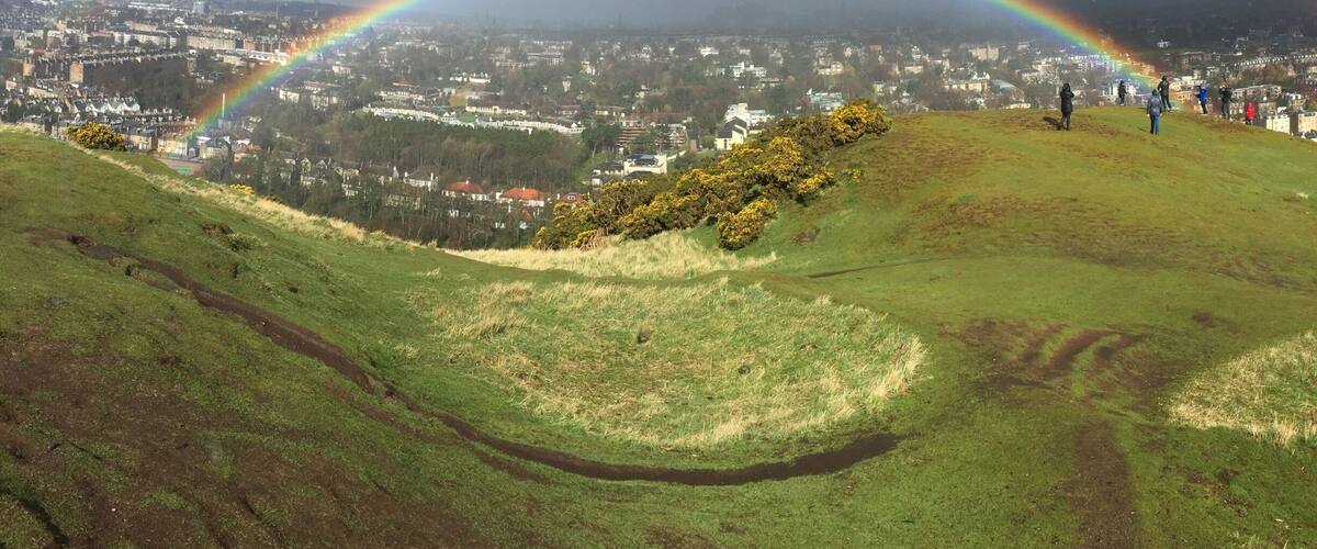 Double Rainbow over Edinburgh singles shower over