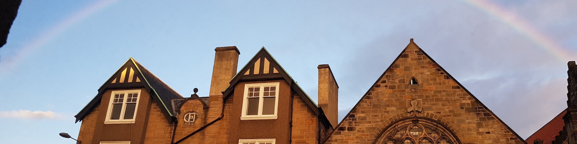 Outside my livingroom window 😎