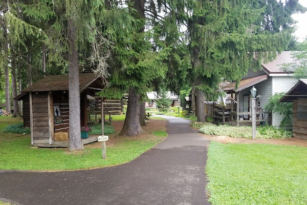 Sweet little village.
Rich with history and talent!