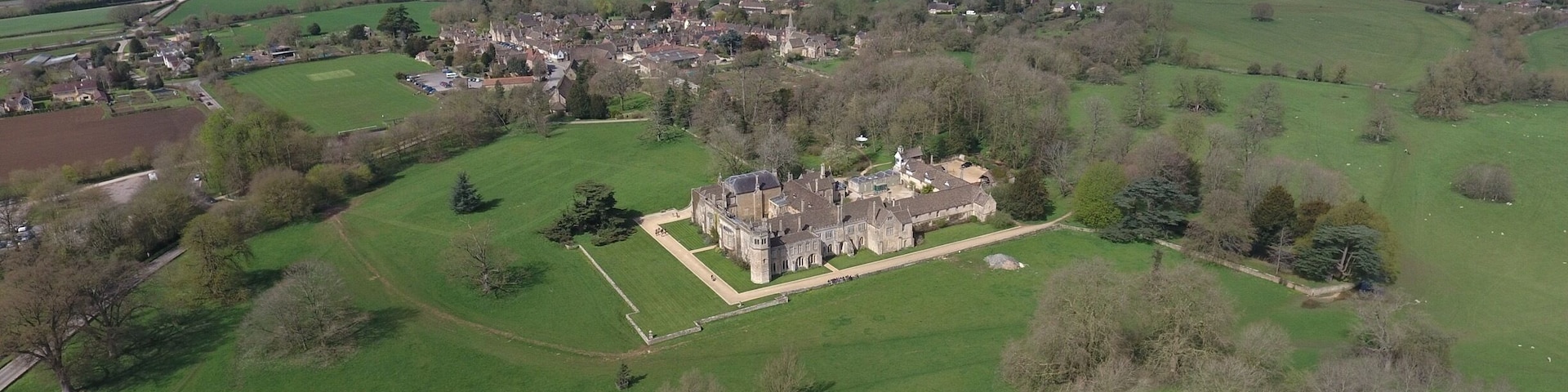 Lacock abbey
