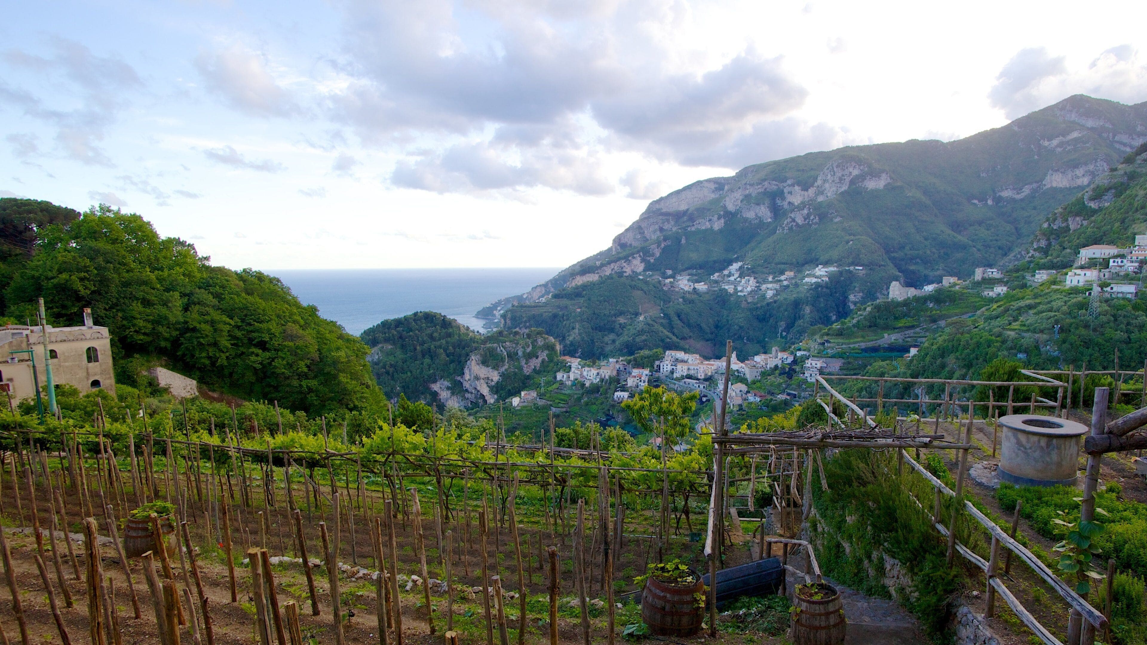 Ravello which includes landscape views, mountains and farmland