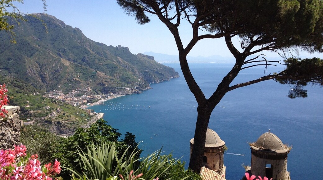 Ah, the view from on high. Ravello.