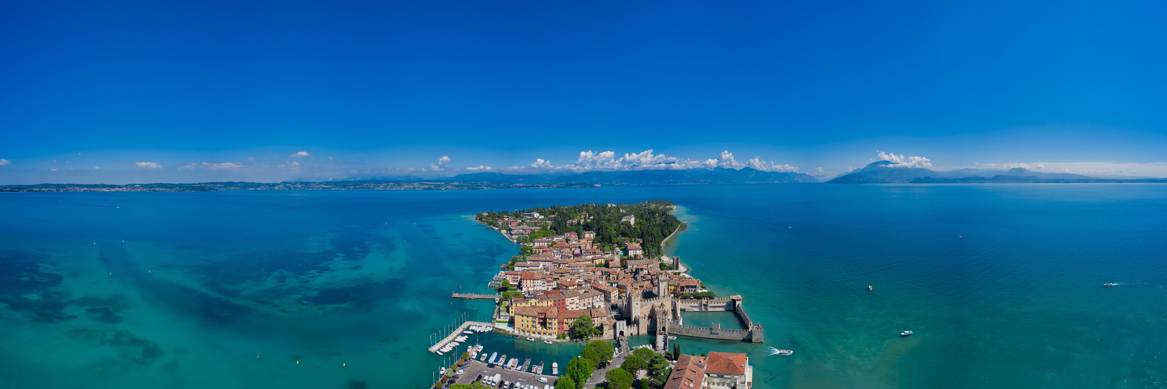 Panorama of Lake Garda Sirmione, Italy.
