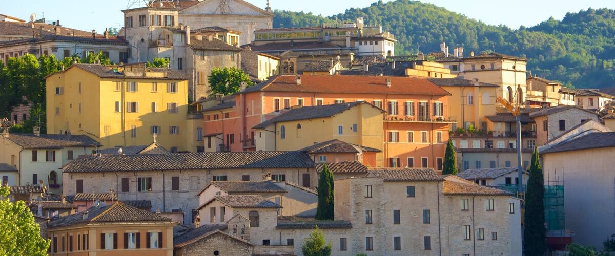 Spoleto which includes a city and a house