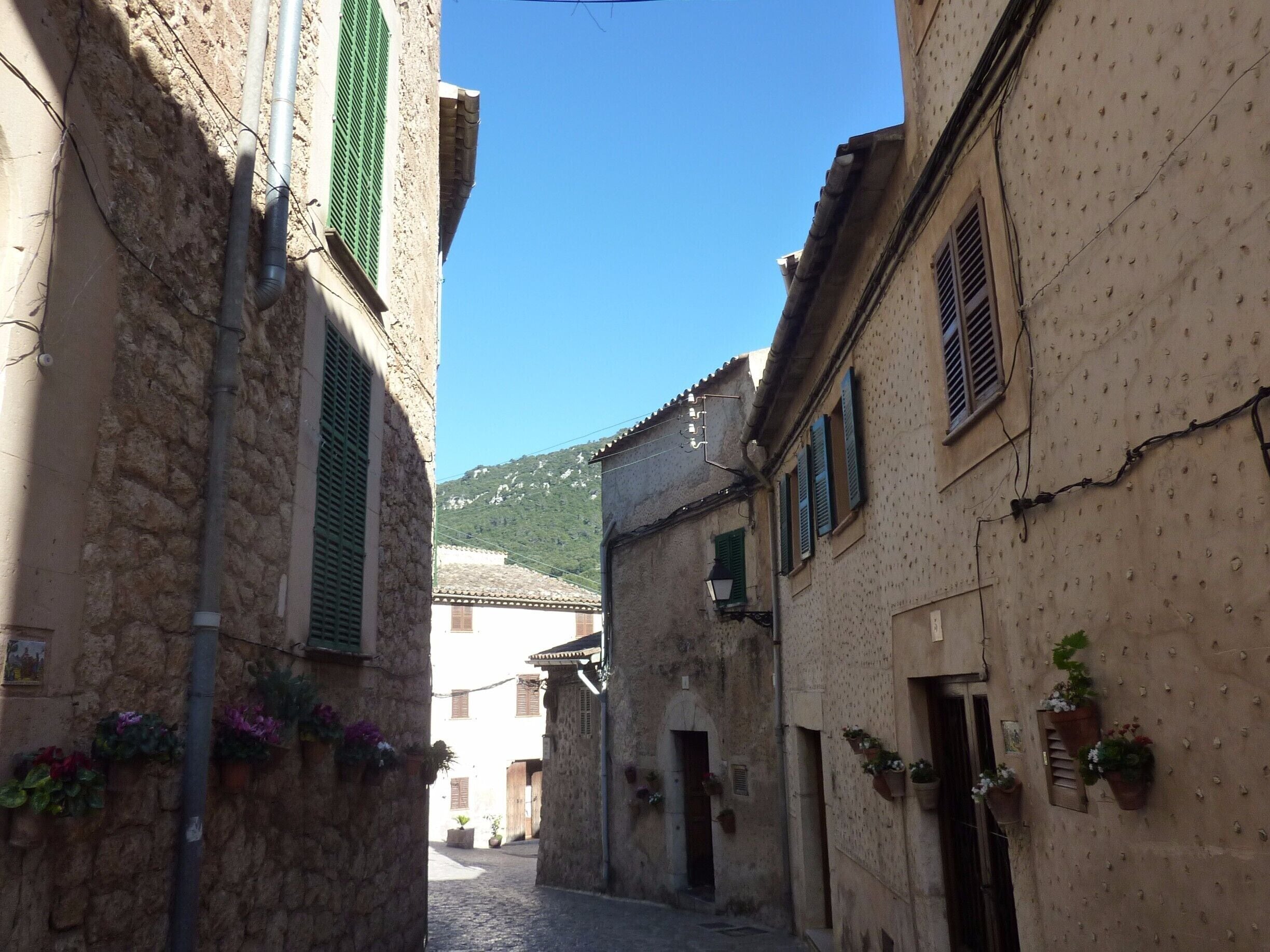 Valldemossa has old Spanish architecture that doesn't disappoint. Definitely a must see stop when travelling to the island.  