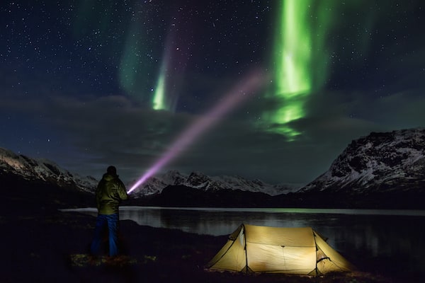 Grönland presenterar snö, berg och camping