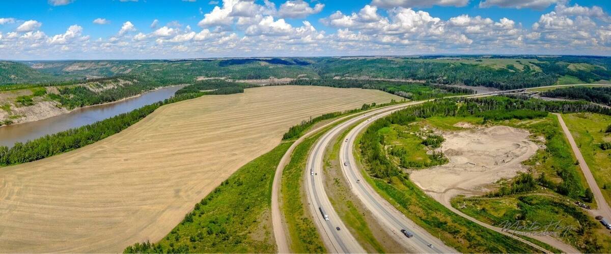 Aerial panorama of the Smokey River Valley