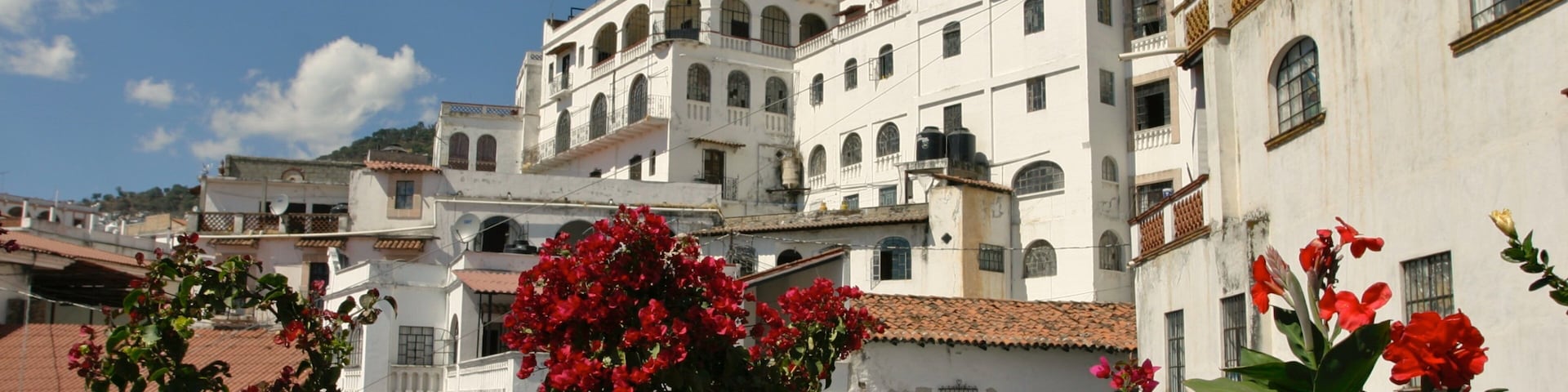 Mexico which includes a coastal town