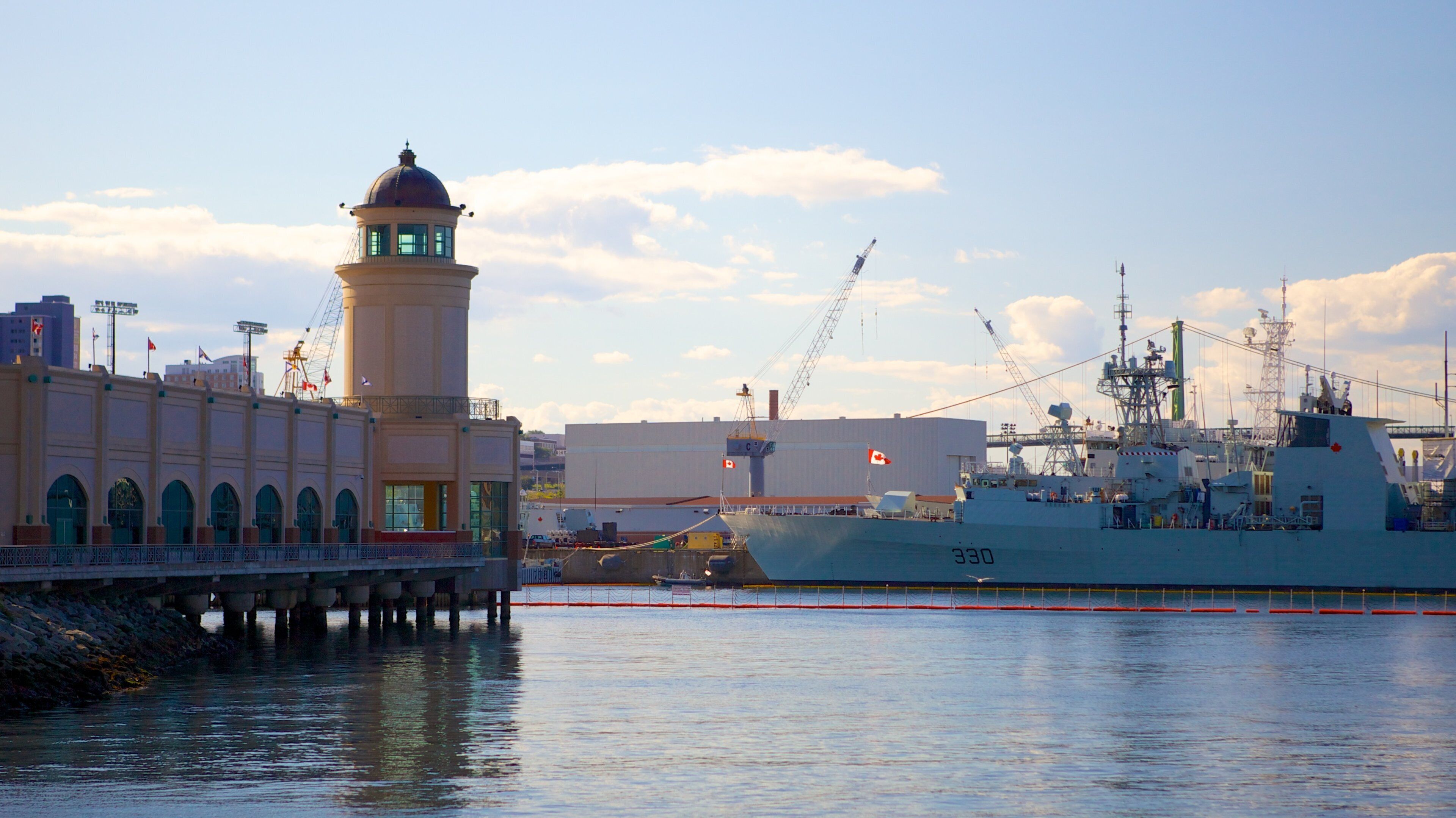 Nouvelle-Écosse mettant en vedette baie ou port
