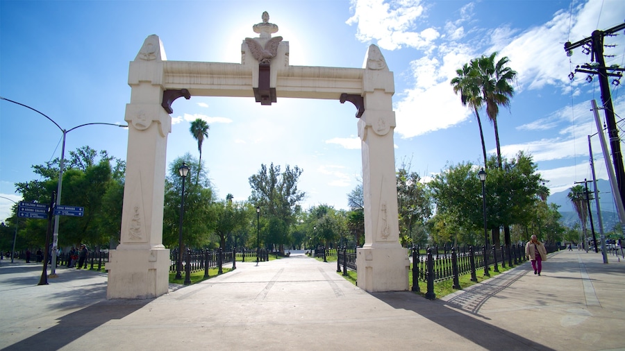 Mexico which includes a garden and a monument