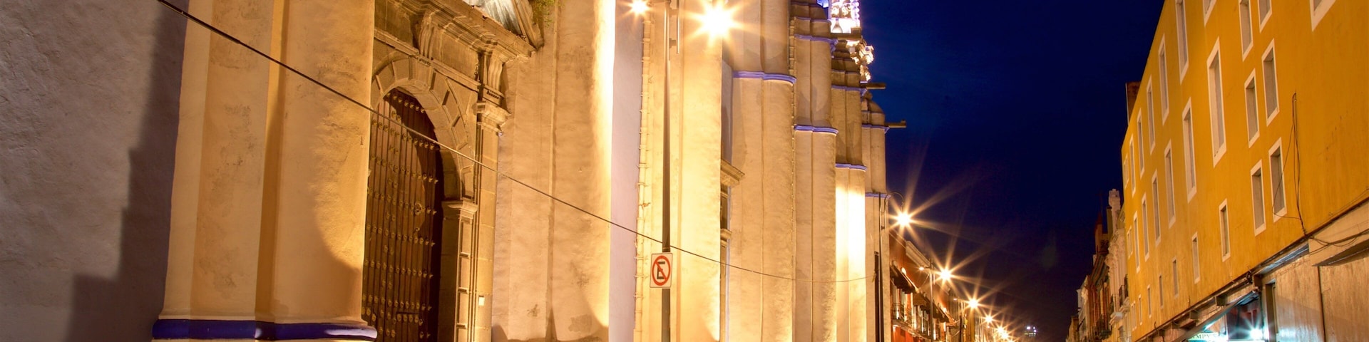 Mexico showing night scenes