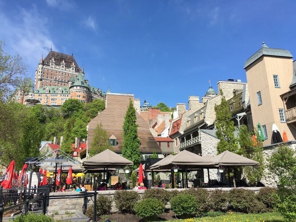 One of Canada’s royal railway hotel perched atop Cape Diamond overlooking Dufferin Terrace. It is one of Quebec’s icon.
