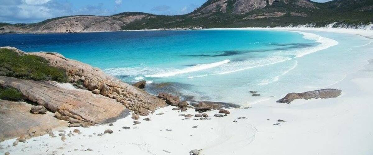 Thistle Cove on a beautiful sunny day in isolated Cape Le Grand National Park, Western Australia.