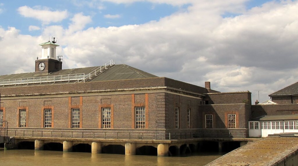 Building at the London International Cruise Terminal. This subsidiary building appears to be built above the water on concrete piles.
