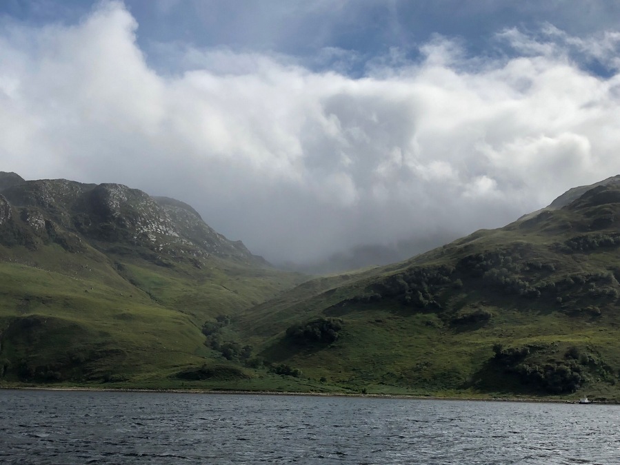 In a few hours you will see so many weather manifestations.
#lifeatexpedia #scotland