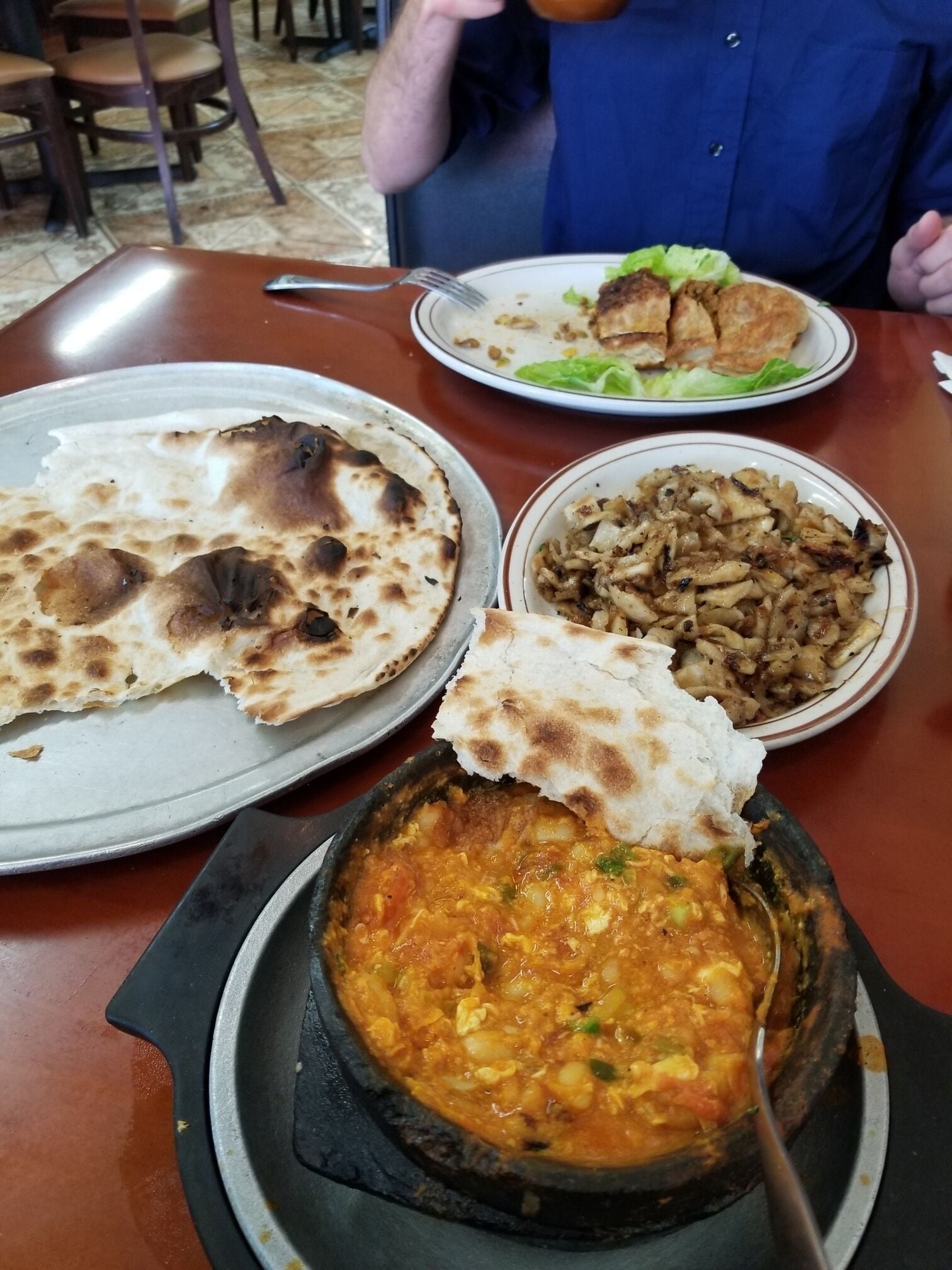 Amazing breakfast at Yemen Cafe in Hamtramck. We had white beans cooked in spices, sweet honeyed bread, and Yemen spiced tea #breakfast #yemencafe #hamtramck #detroit #travel #havefoodwilltravel #eat #food #drink #delicious #yum #tasty #cafe #travelforfood 