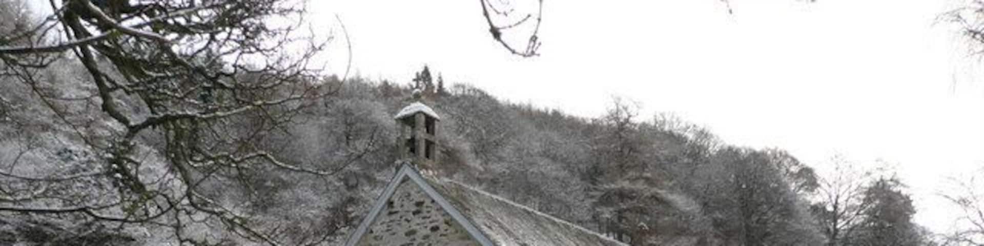 St Adamnan's Church, Kilmaveonaig, Easter Sunday 2008 The church is on the route of General Wade's military road, but the hamlet that surrounded it has disappeared. The village of Bridge of Tilt developed near the site of a new bridge over the River Tilt.