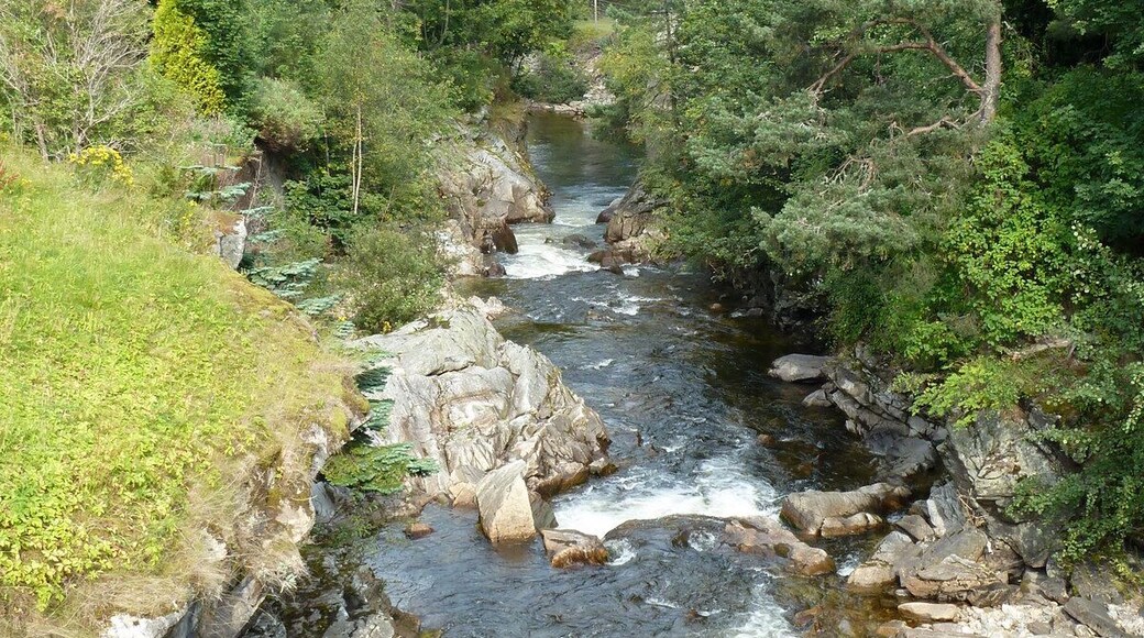 Clunie water