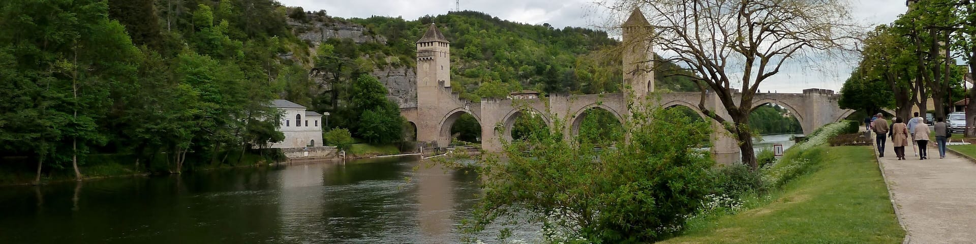 Pont Valentré avril 2011, Cahors, France.