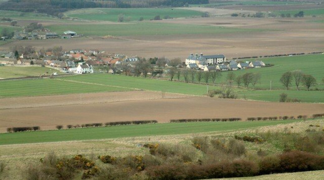 Pitlessie The village seen from Cults Hill. The former maltings are easy to identify towards the right of the photograph, and the white village inn stands out to the left.