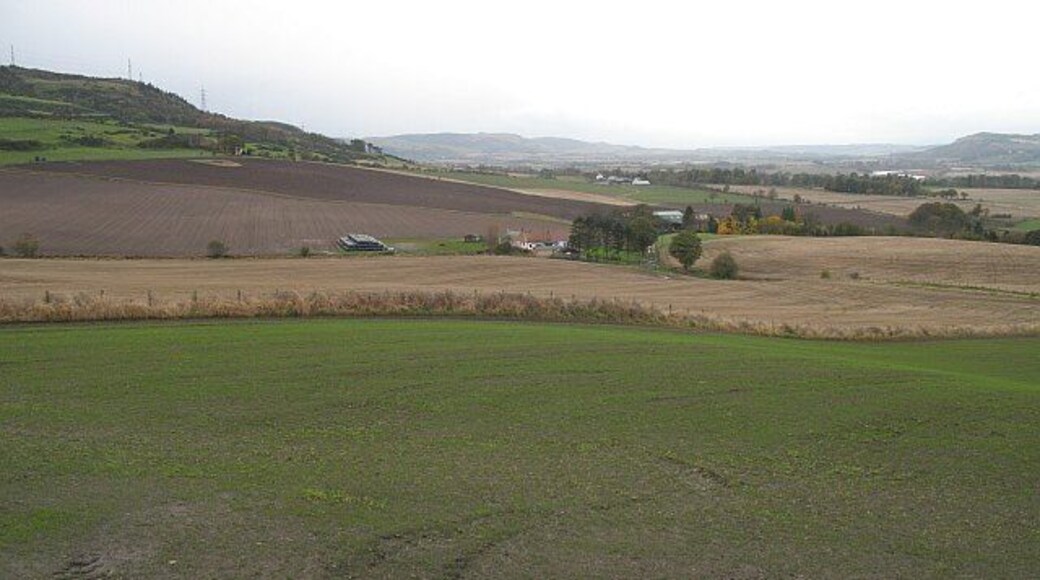 Easter Clunie Farmland between the Ochils and Tay, seen from Woodriffe Road.
