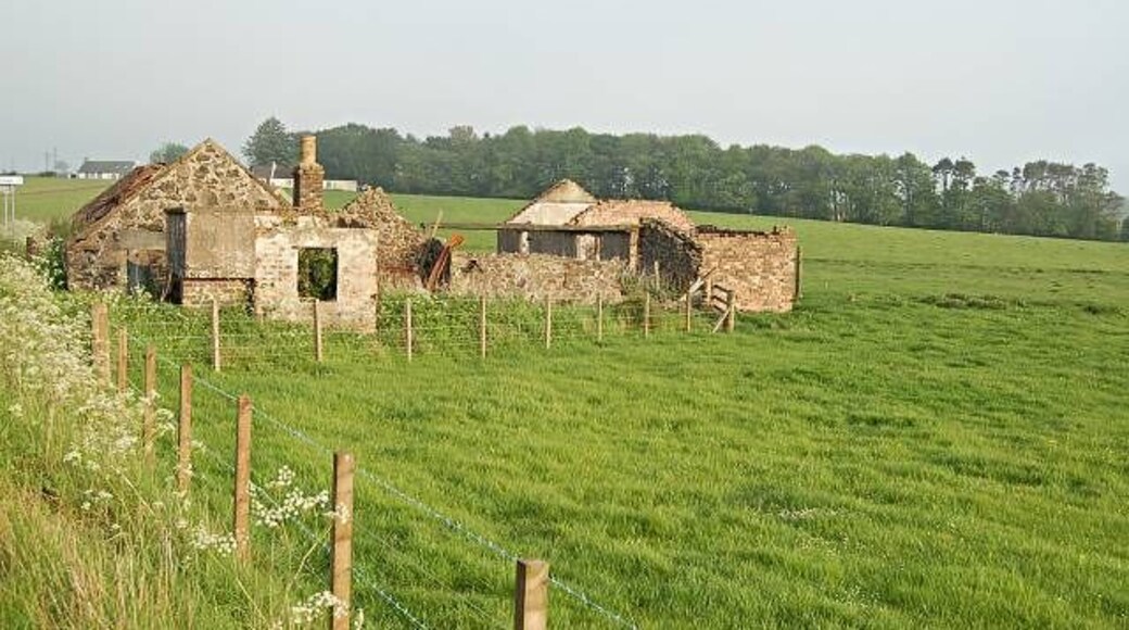 Old ruins, Crossgates. These ruins sit by the junction. Looking back towards Peat Inn.
