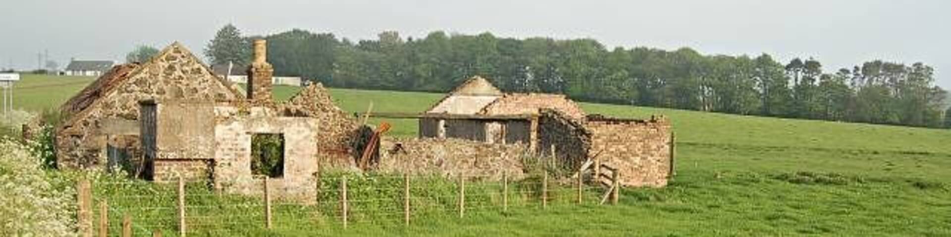 Old ruins, Crossgates. These ruins sit by the junction. Looking back towards Peat Inn.