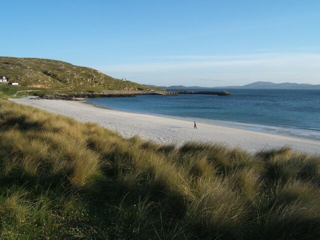 Coilleag a' Phrionnsa. Prince Charlie's Bay viewed from Prince Charlie's Memorial Cairn 1358080.