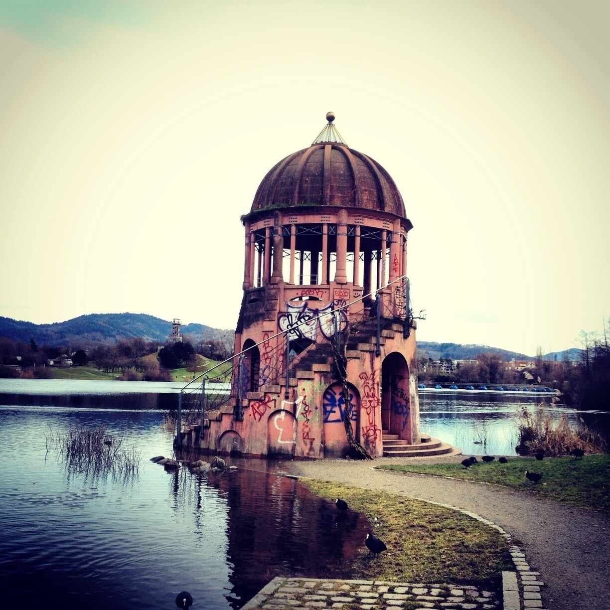 On the shore of Freiburg's largest lake, in Seepark!