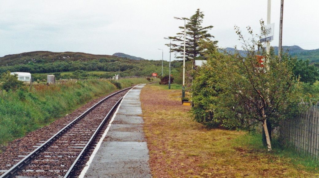 Duirinish station. View eastward, towards Dingwall: ex-Highland Railway (Inverness) - Dingwall - Kyle of Lochalsh line.