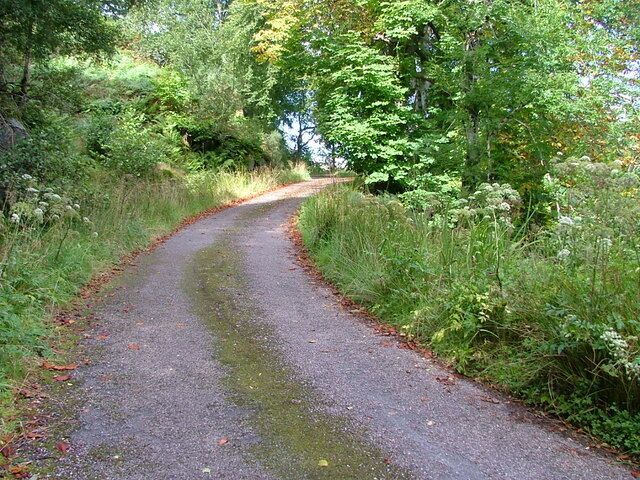 Road to Totaig. See 212167