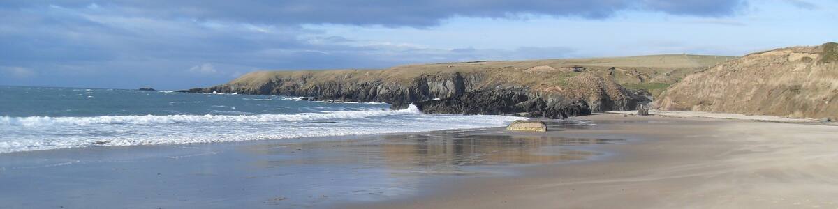 Deserted beach at Porth Oer - 'Whistling Sands'