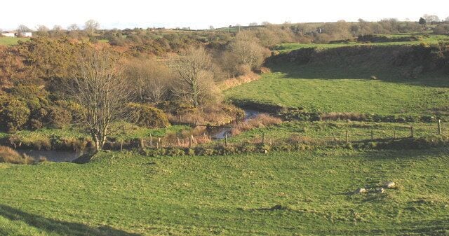 A view of the Erch valley below the 'elbow of capture'. The Erch flows in an incised valley southwards in the direction of Llwyndyrys. 708237