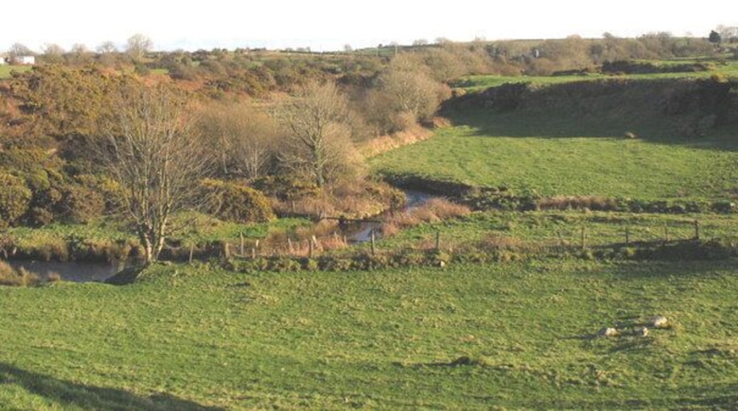 A view of the Erch valley below the 'elbow of capture'. The Erch flows in an incised valley southwards in the direction of Llwyndyrys. 708237