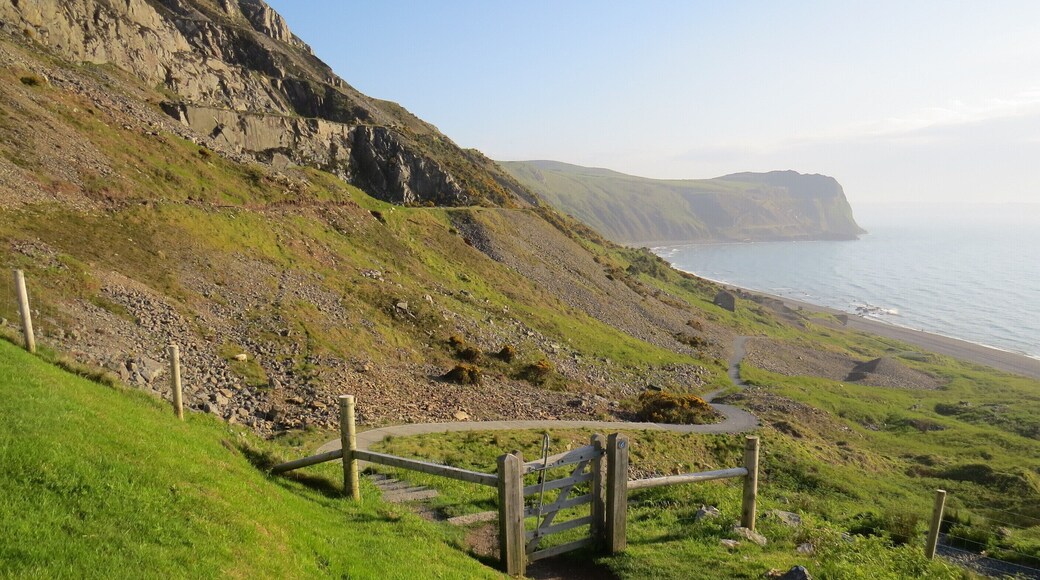 bryn ac adfeilion, Nant Gwrtheyrn