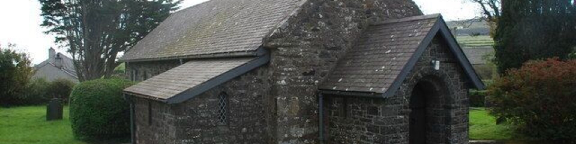 Eglwys S Mair Bryncroes St Mary's Church for a view of the church before its renovation in 1906 see http://www.rhiw.com/hanes_02/llyn/bryncroes/eglwys_bryncroes/bryncroes_1905.htm