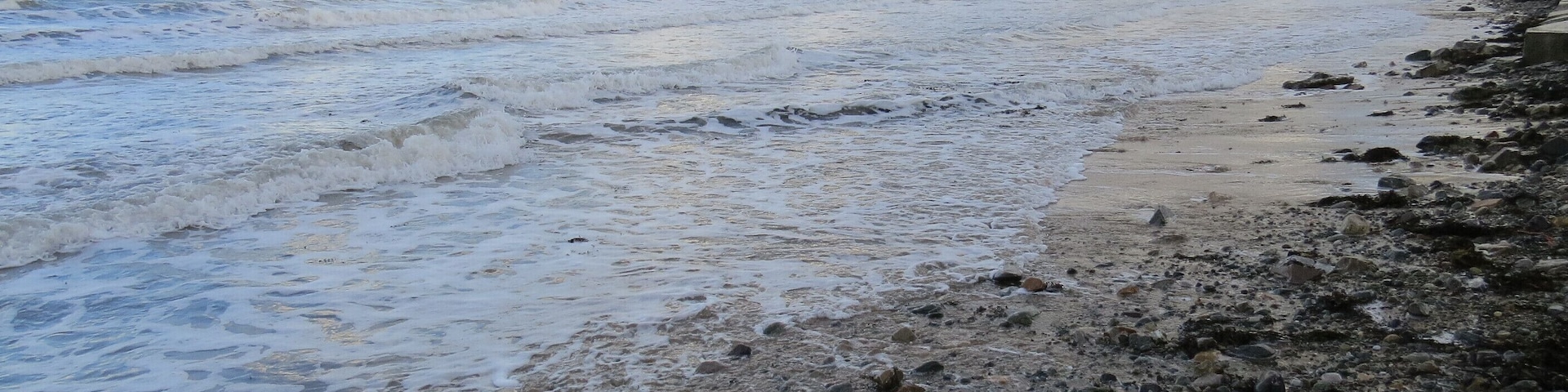 Golygfa o'r traeth, Nefyn