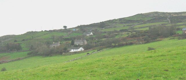 Former smallholdings on the slopes of Mynydd Rhiw The infertile land on the lower slopes of Mynydd Rhiw were enclosed and divided into smallholdings in the first half of the 19thC. The tiny fields of this zone contrast with the much larger fields of what in Welsh is called "llawr gwlad" (lit.=floor of the country i.e the lowland areas). These smallholding fields are now used for family pets - donkeys, goats and ponies.