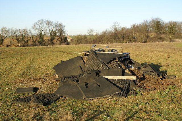Foam Pile near Collyweston Quarry The main features in SK9901 are the A43 and A47 which intersect at a large roundabout. The entrance to Collyweston Quarry lies in the SE corner and just to its west is a little used footpath on the right of this photo. The quarry extends much further south than is shown on current OS maps forcing some deviations of the path.