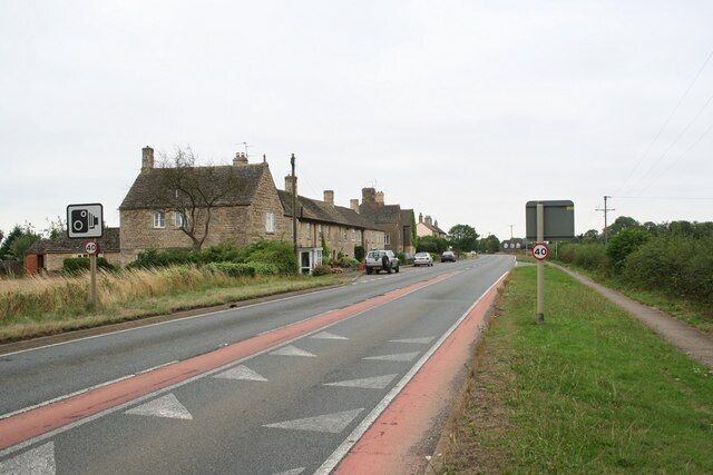 Stamford Road cottages. Cottages at Easton-on-the-hill looking towards Collyweston