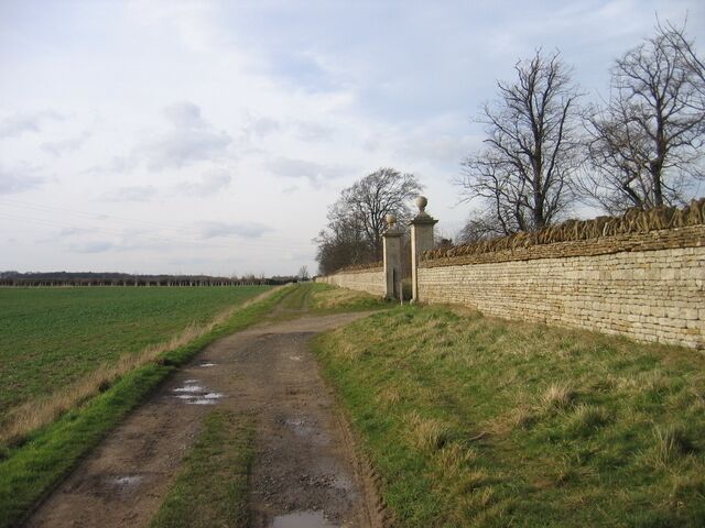 The Hereward Way Running past Walcot Hall boundary wall