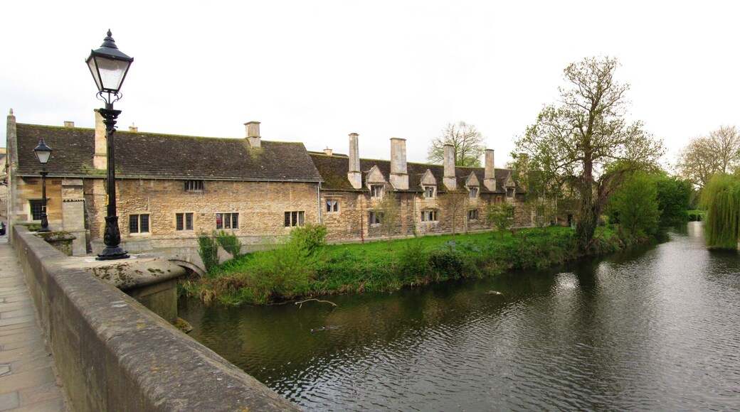 Stamford PE9, UK