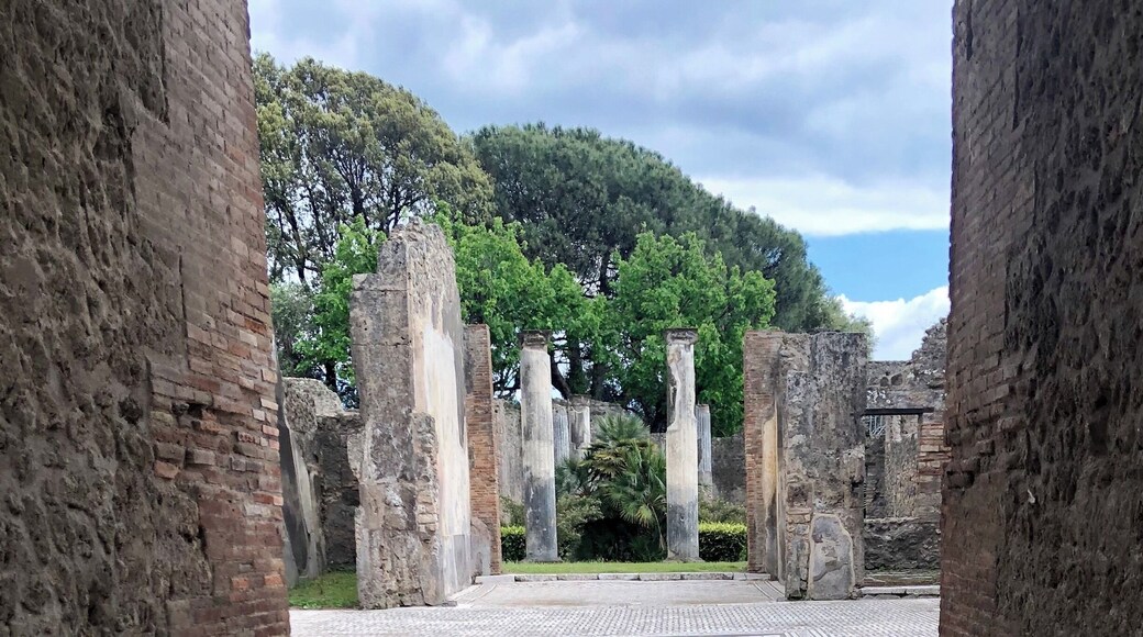 Just a couple of hours from Rome gets you to the Pompeii archaeological site - well worth a day trip. Mind blowing.